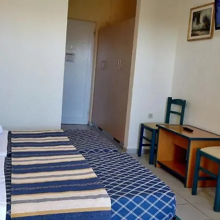 Porto Skala Village Hotell 4*