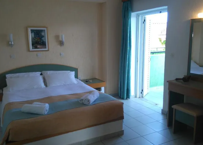 Porto Skala Village 4* Skala (Kefalonia)