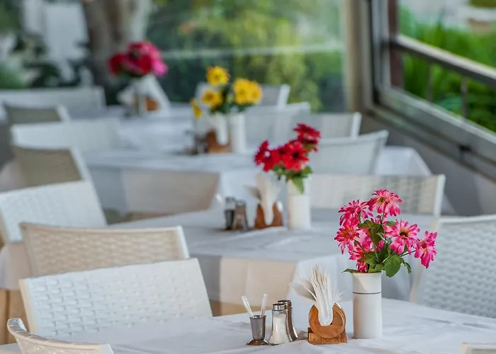 Porto Skala Village Szálloda