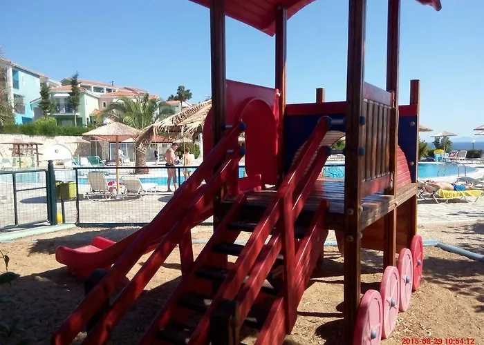 Porto Skala Village 4*