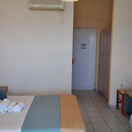 Hotel Porto Skala Village 4*
