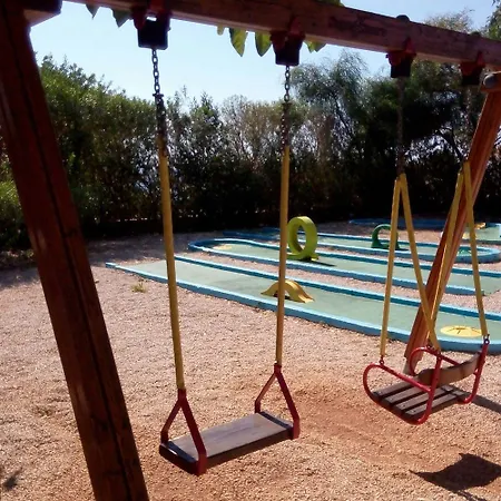 Porto Skala Village ホテル
