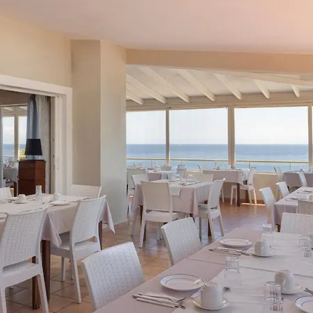 Hotel Porto Skala Village 4*