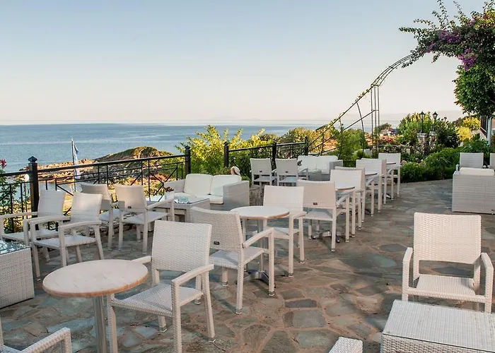 Porto Skala Village מלון